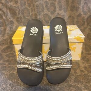Yellow Box sequined, slides, sandals. Size 7 Medium. Style : Corazon. Grey